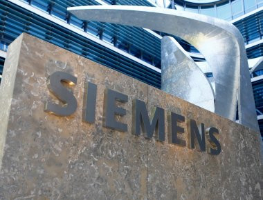 Παρά τα κέρδη ρεκόρ, η Siemens ανακοίνωσε 6.900 απολύσεις!